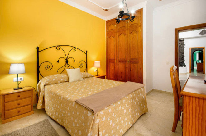 cama doble Finca Rural Jose Manuel en San Bartolomé, Lanzarote, Islas Canarias